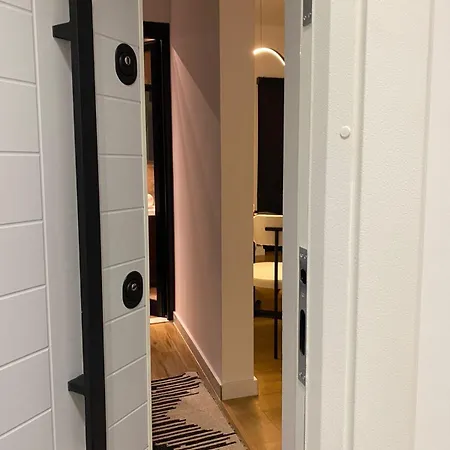 Main 3 Διαμέρισμα *